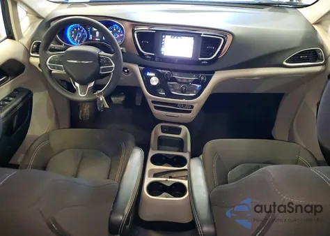 2023 Chrysler Voyager Lx z USA, uszkodzony, nr VIN 2C4RC1CG7PR519835